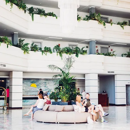 ホテル Spring Arona Gran And (adults Only) ロスクリスティアーノス